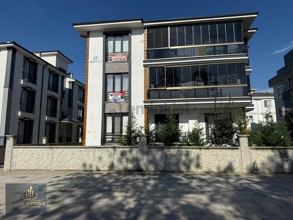 Serdivan Yazlık Mah 3+1 135m2 Yer. Isıtmalı Sıfır Ayarında Daire 2