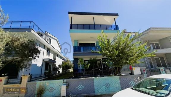 Terzioğlu'ndan 3+1 Deluxe Satılık Villa 1