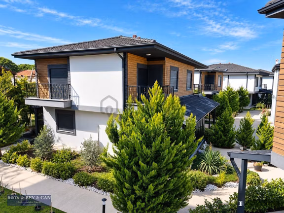 Rota'dan | Site İçerisinde | 3+1 | Geniş Ve Kullanışlı | Villa 2