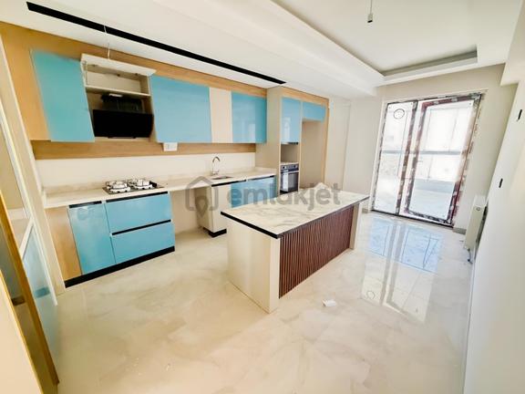 Yenikent Menderes De Ada Mutfaklı Ultra Lüks Geniş Kiralık Daire 1
