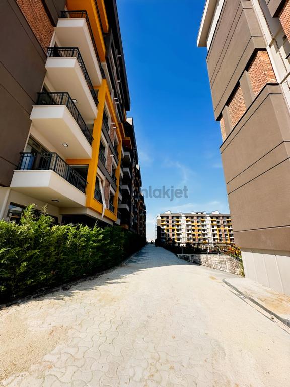 Efdal'den Port Maslak'da Ara Kat 2+1 Ultra Lüx Sıfır Daire 1