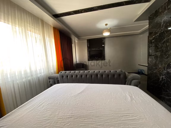 Karşıyaka Çarşı İşbankası Sokagı Günlük Kiralık Lüks Daire 2