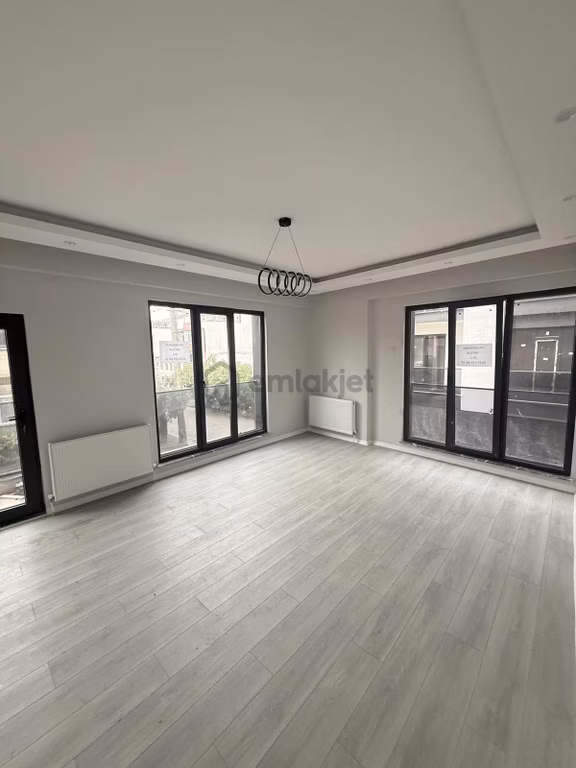 Esentepede Otoparklı Kiralık 2+1 Daire 2