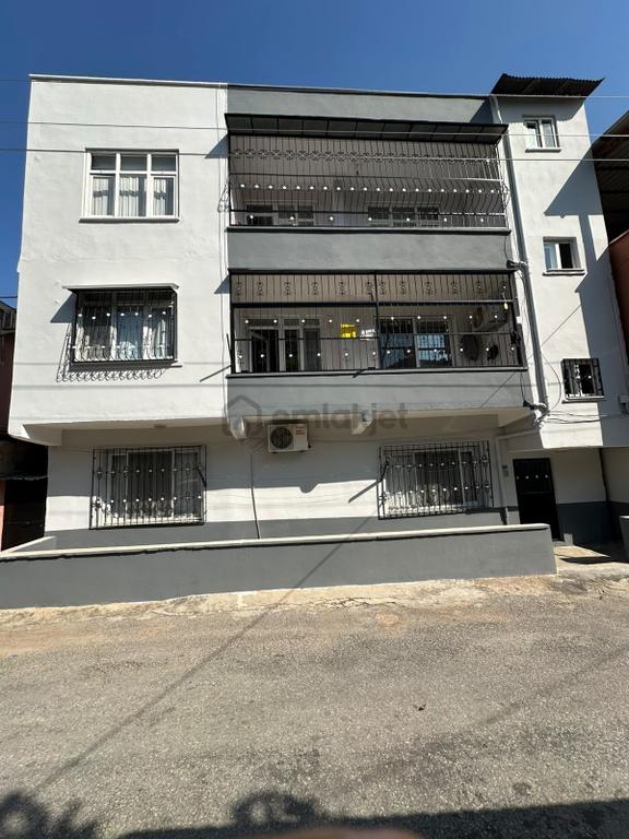 Yıldırım Gayrimenkul'dan Mithat Toroğlu Mah. Satılık 3 Katlı Müstakil Ev 4+1 Daireler 1