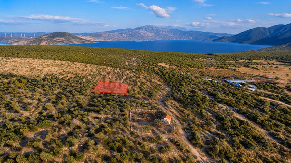 Didim Akyeniköy'de 738 M2 İmarlı Satılık Villa Arsası 1