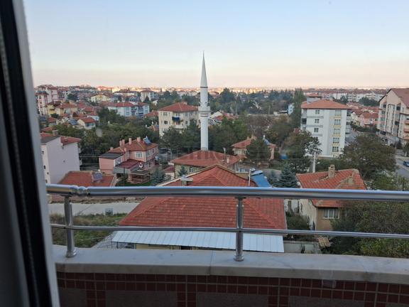 Daglı Emlaktan Gazi Mahallesinde 1