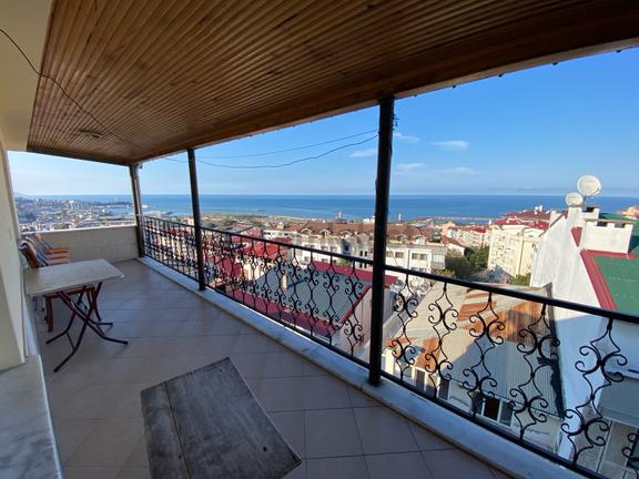 Yalı Gayrimenkulden Kalkınma Mahallesi Kiralık 2+1 Çatı Katı Eşyalı Daire 1