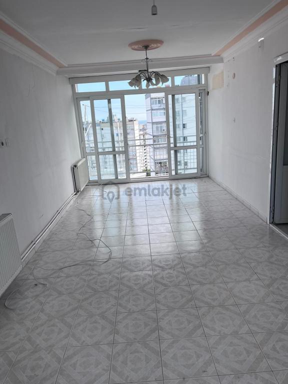 3+1 Yüzüncü Yıl Da Carrefoursa Yakını 11 Katlı 10 Katı Doğğalgazlı Kiralık 20000tl.. 2