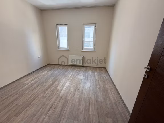Geylani Emlaktan Son Kat Kiralık Daire Toki 1
