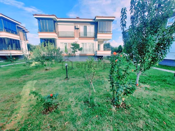 Uytundan Akçay Güre Arası Site İçinde Eşyalı Kiralık 1+1 Daire 1
