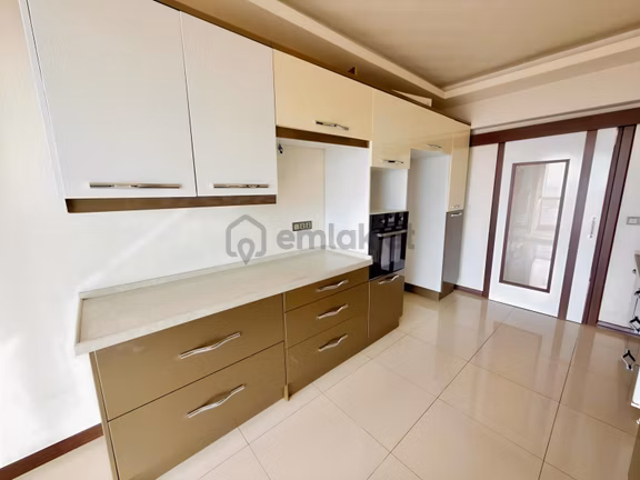 Ovacık Yakını Krediye Eminevime Uygun Geniş 4+1 Satılık Daire 2