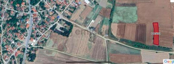 Bağ Ve Çiftlik İçin Uygun Önünde 70 M Eninde Yol Ayrılmış Tarla 2