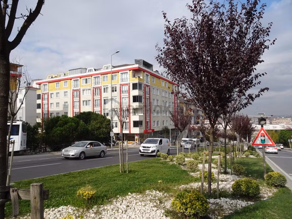 Onay 'dan Çerkezköy İstasyon Tepe Yolu Üzerinde 3+1 Daire 1