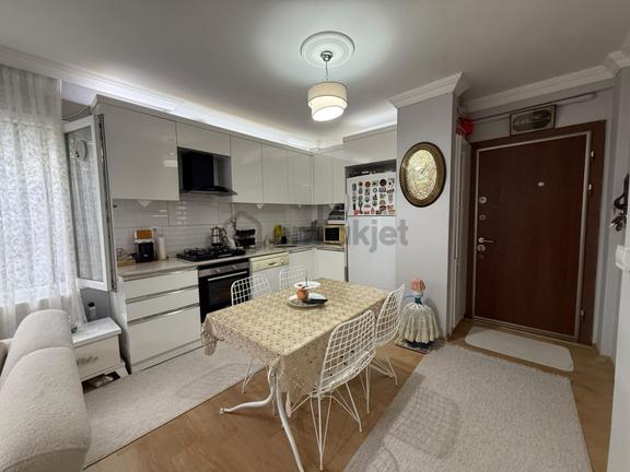 İzmir Bergama Fatih Mahallesi’nde Bahçeli Satılık 2+1 Daire! 1