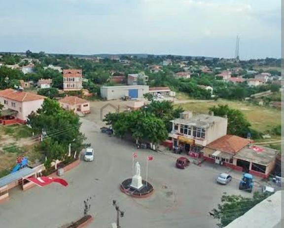 Edirne Enez Karaincirli Köyünde 1540,m2-bahçe 1