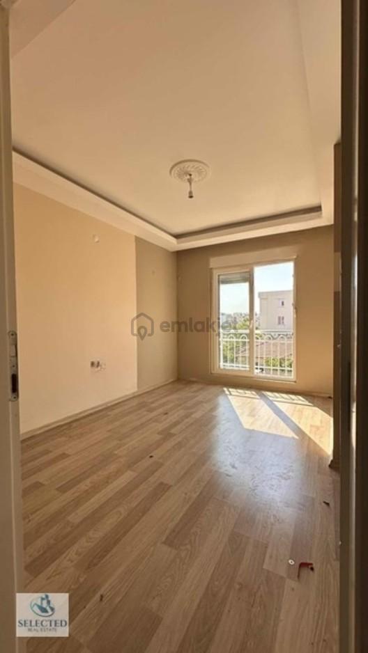 Kiralık 3+1 Ara Kat Daire 2