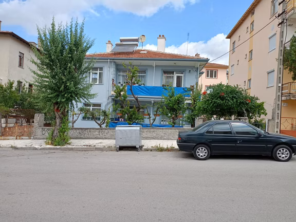 Kale Mahallesinde Satılık İki Katlı Müstakil Ev (bina) 1