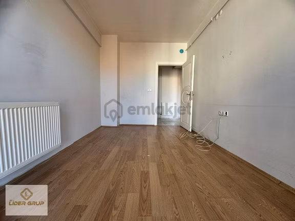 Eslider Gayrimenkulden Kiralık Apart 1+1 1