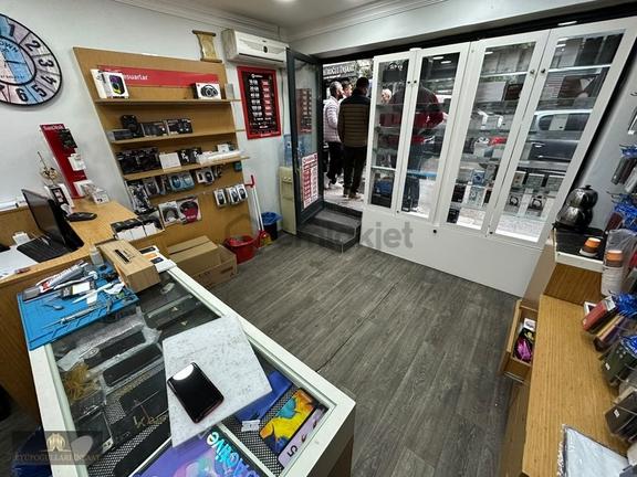 Bayrampaşa Kamil Cad Üzerinde 15 M2 Kiralık Düz Giriş Dükkan 2