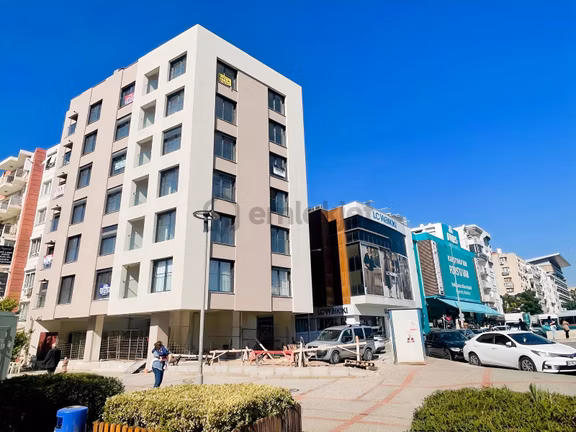 Karşıyaka Çarşı Ve Dolmuşlara Komşu Kiralık Sıfır İş Yeri Katı 2