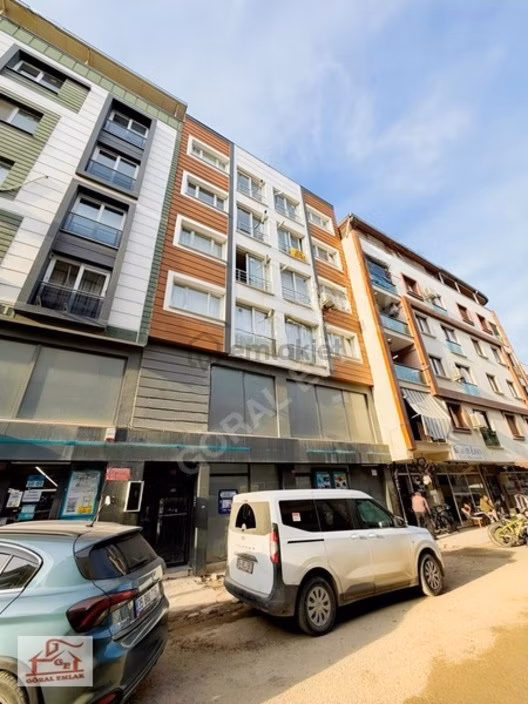 Göral Emlak'tan Satılık Arakat 1+1 60m2 Fırsat Daire 1