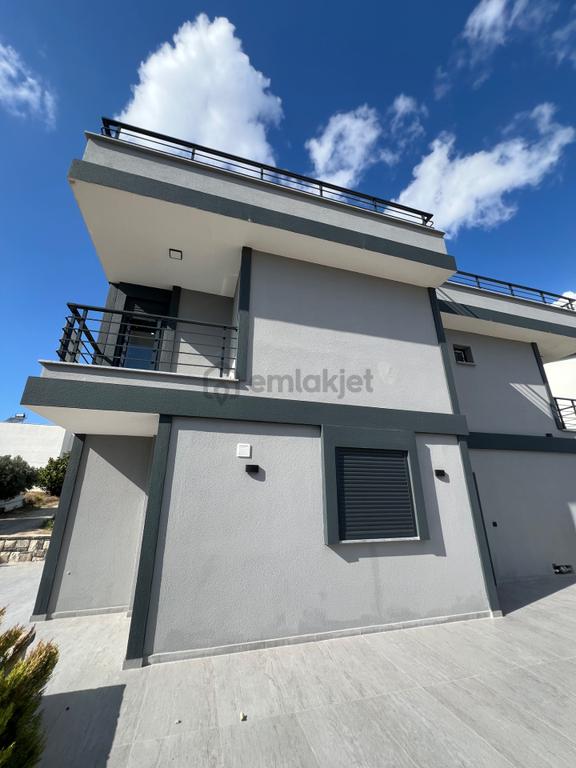 Aydın/didimde Deniz Manzaralı 5+1 Villa 1
