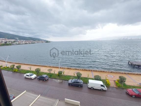 Değirmendere'nin Denize Sıfır En Güzel Dairesi 1