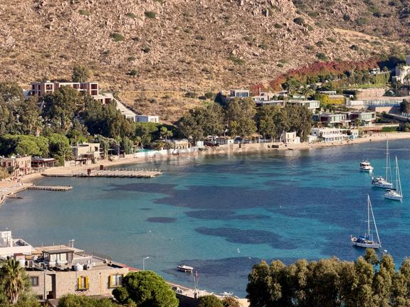 Bodrum Akyarlar'da Muhteşem Deniz Manzaralı Geniş 3+1 Daire 2