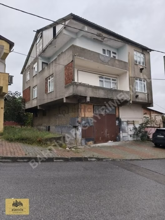 Sultanbeyli Turgut Reis'te Satılık 3 Katlı Bina (dükkanlı, Dönüş 2