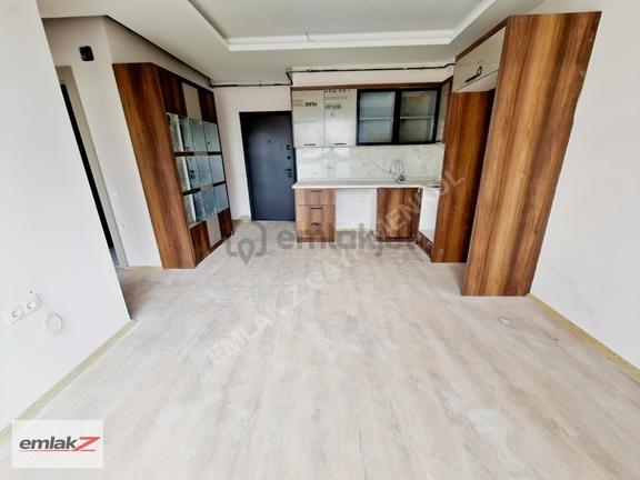 Akdeniz'de Havuzlu Sitede Kiralık 2+1 Lüks Daire 1