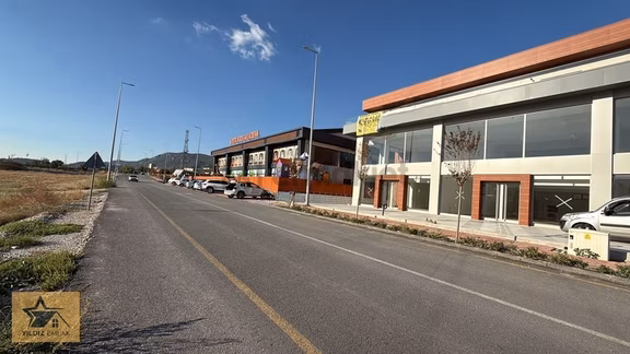 Muğla Menteşe Emirbeyazıt Mahallesinde Kiralık Ofis & İş Yeri 2