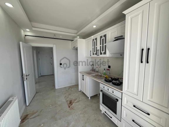 Yenişehir'de Sıfır 2+1 Güney Cephe Otopark Balkon Hastane Yakını 1
