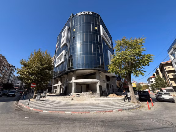 Şehir Merkezi Sevgi Yolu Cepheli Prestij-konfor Sunan 2+0 Büro 2