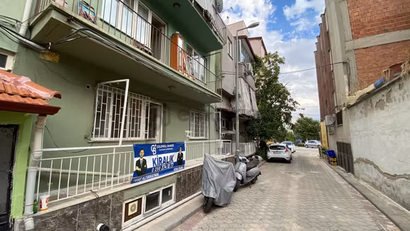 Ulus Caddesinde 3+1 Kiralık Daire 1