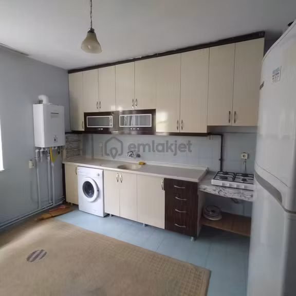 Ender Uysal Gayrimenkulden Yunusemre De Kiralık 3+1 Eşyallı Daire... 1