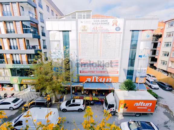 Avcılar Reşitpaşa Caddesinde Komple Kiralık 2 Kat 800 M2 2