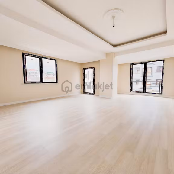 Fırsat!!evim Sistemli!!kurtköye Komşu 92m² Çift Balkonlu Ara Kat 1