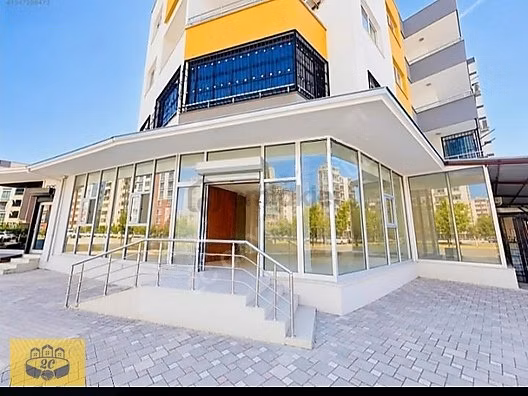 Kıyıboyu Cadde Üstü Tabela Değeri Yüksek 200m2 Kiralık İş Yeri 2