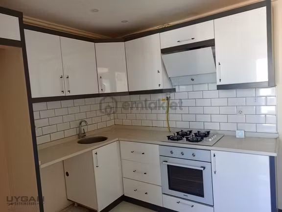 Uygan'dan Yedieylül Mah. 2+1 95m² Gelişen Konum 1