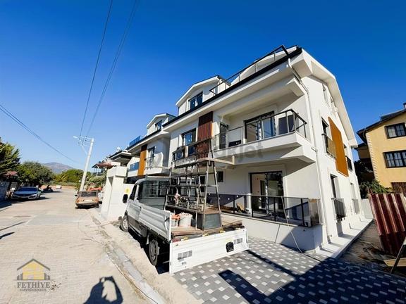 Akarca Mahallesi Nezih Konumda Yüksek Giriş 1+1 Satılık Daire 1