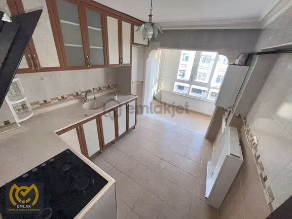 M.ç Emlak Tan Plevne Mah 3+1 Asansörlü Ön Cephe Kiralık Daire 1