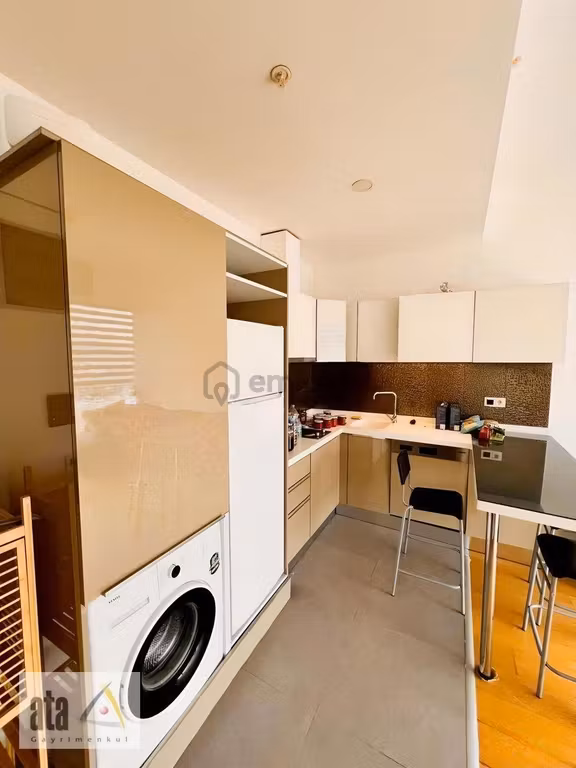 Elmer Towers'ta 1 + 1 Mobilyalı Daire 1