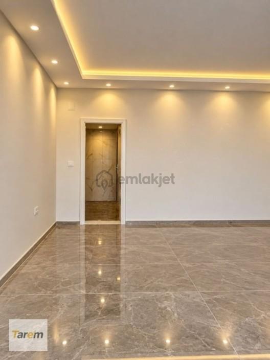 Mersin Tarsus Gazipaşa Mahallesi Sıfır Kiralık Dükkan 2