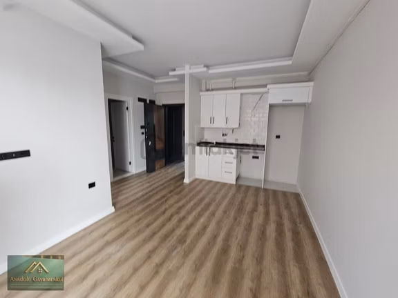 Anadolu'dan Cumhuriyet Mahallesi Deniz Tarafı Kiralık Sıfır 1+1 1