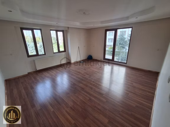Kayapınar Fırat Mahallesi 75 Civarında Satılık Ferah 3+1 Daire 1