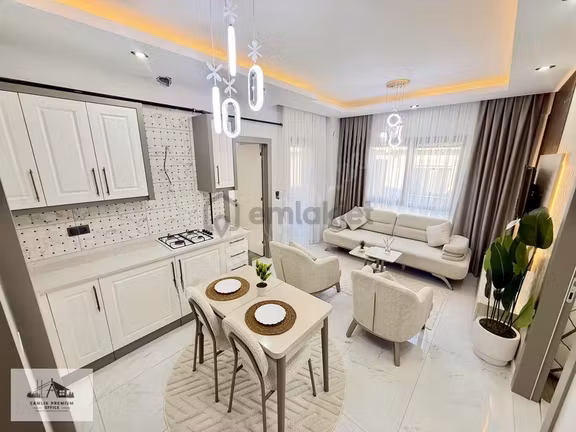 Zeytinköy'de 2 Bloklu Site İçerisinde 2+1 Eşyalı Lüks Daire 1
