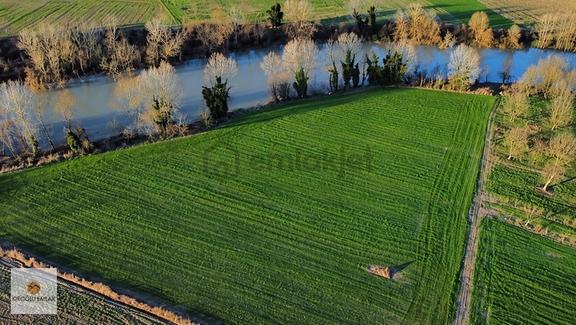 Sakarya Nehri Kıyısında Satılık Arazi Değerli Konum! 1