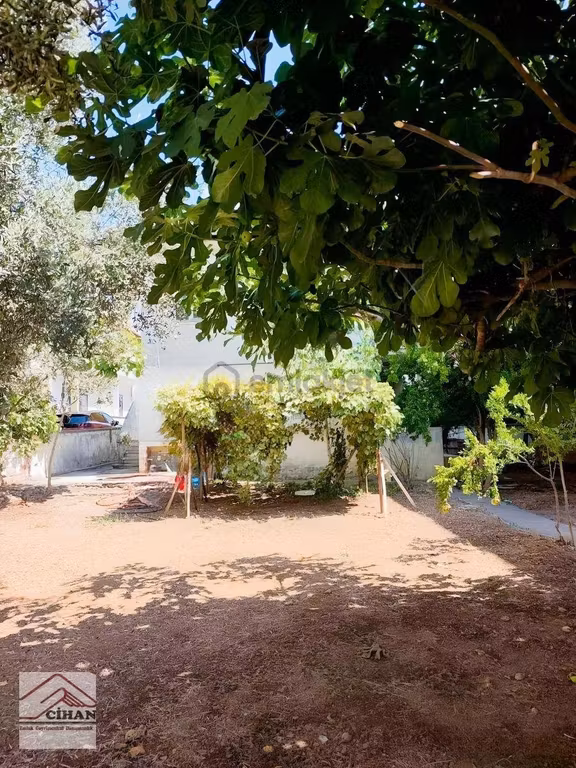 Satılık Müstakil Ev 530 M2 Arsaya Sahip 2