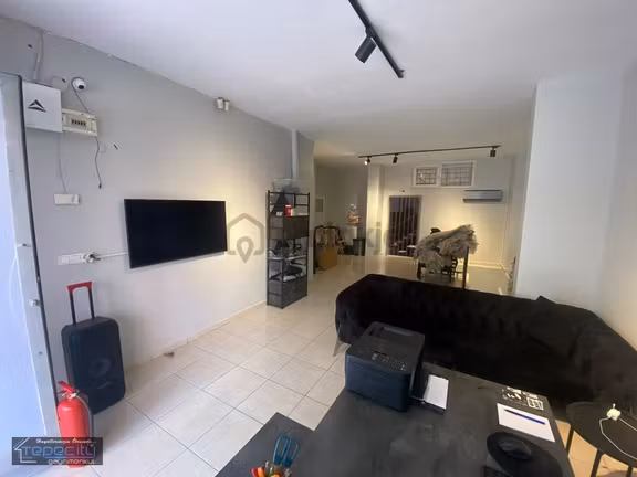 Yeni Metro Projesinin Yanında 180 M² Satılık Dükkân! 2
