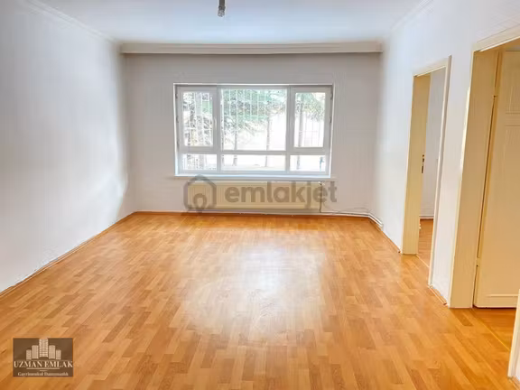 Uzman Emlak Ofisinden Keçiören 19 Mayıs Mh. Danişment Göbek Yakını Bahçe Katı Kiralık 3+1 Daire 1